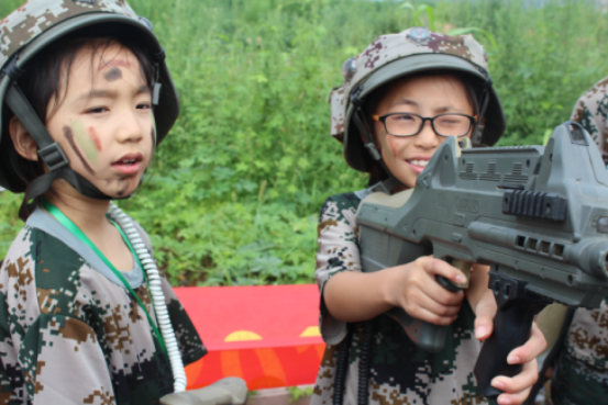 北京亮劍軍事夏令營